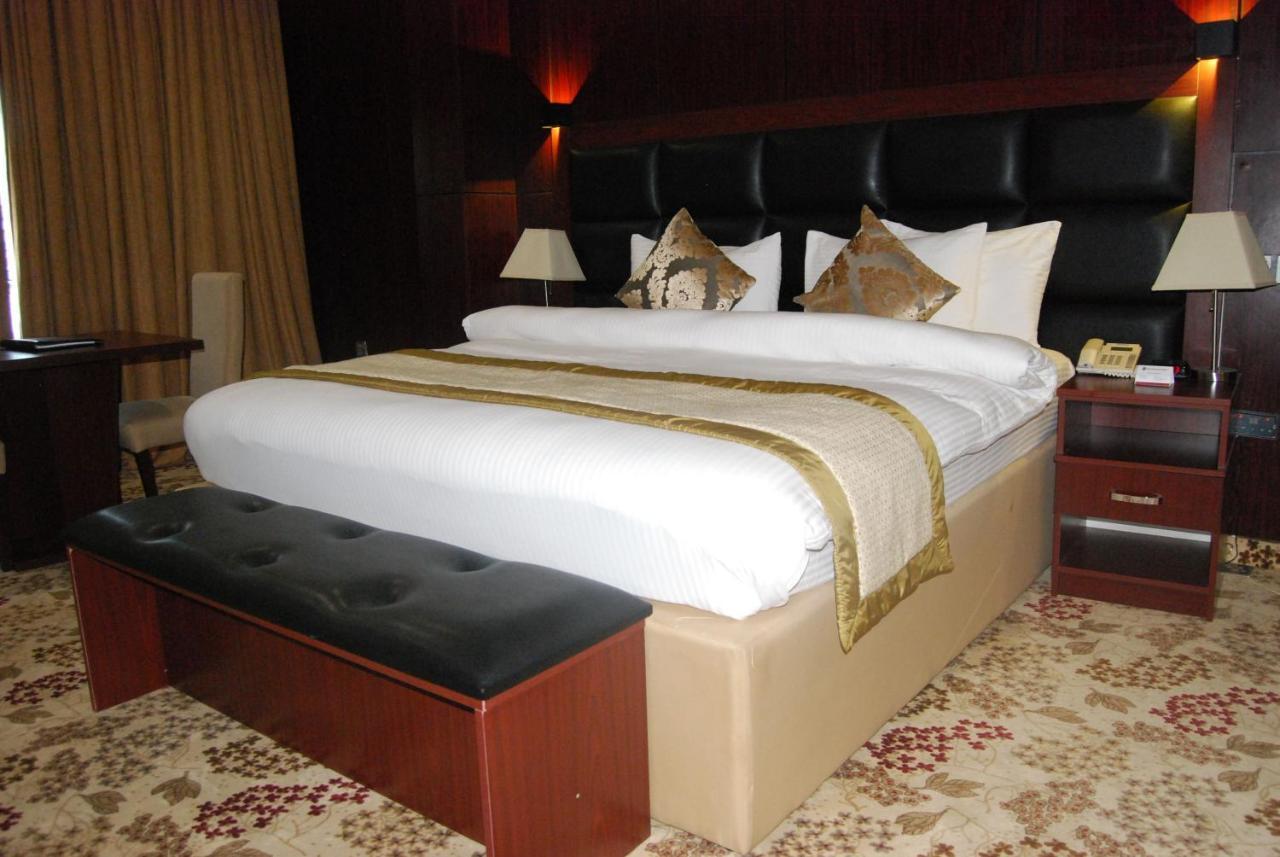 Best Western Plus Enugu Exterior photo